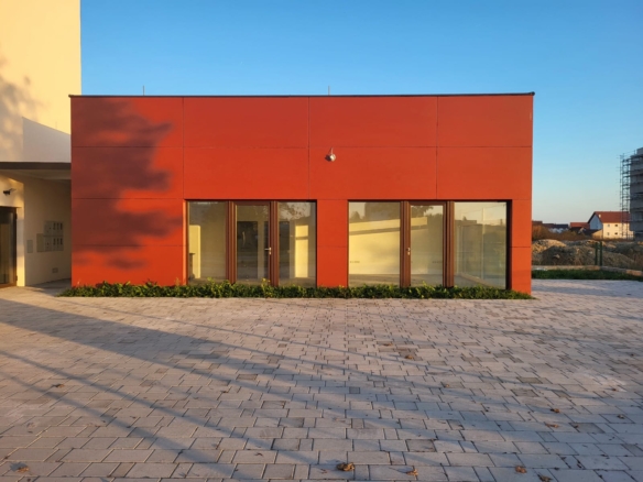 Velika Gorica, Poslovni Prostor, 60.72 m2, Garaža
