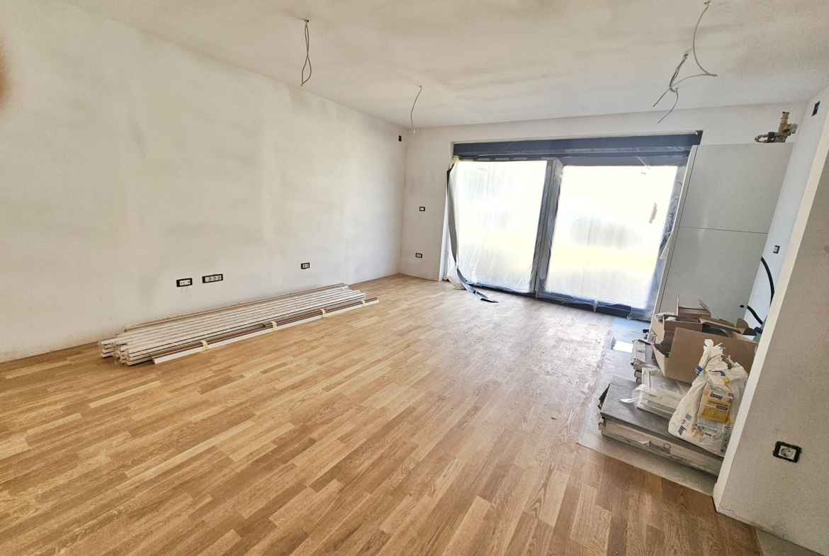 Zagreb, Gračani, Luksuzni trosobni stan, 84.41 m2, Garažno mjesto, Vrt