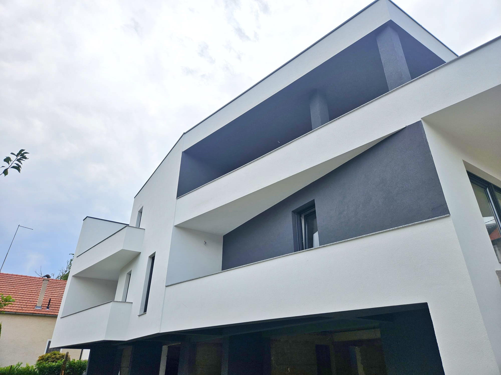 Zagreb, Gračani, Luksuzni trosobni stan, 84.41 m2, Garažno mjesto, Vrt