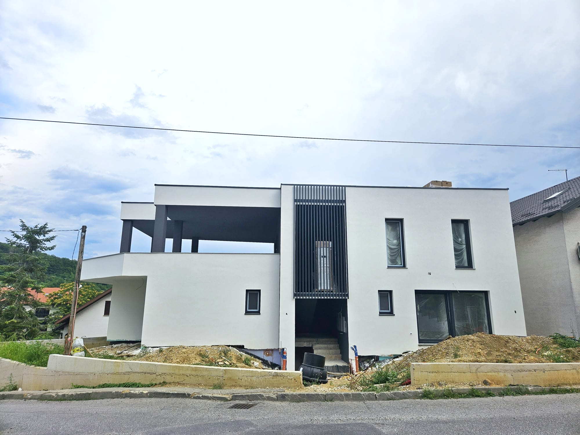 Zagreb, Gračani, Luksuzni trosobni stan, 84.41 m2, Garažno mjesto, Vrt