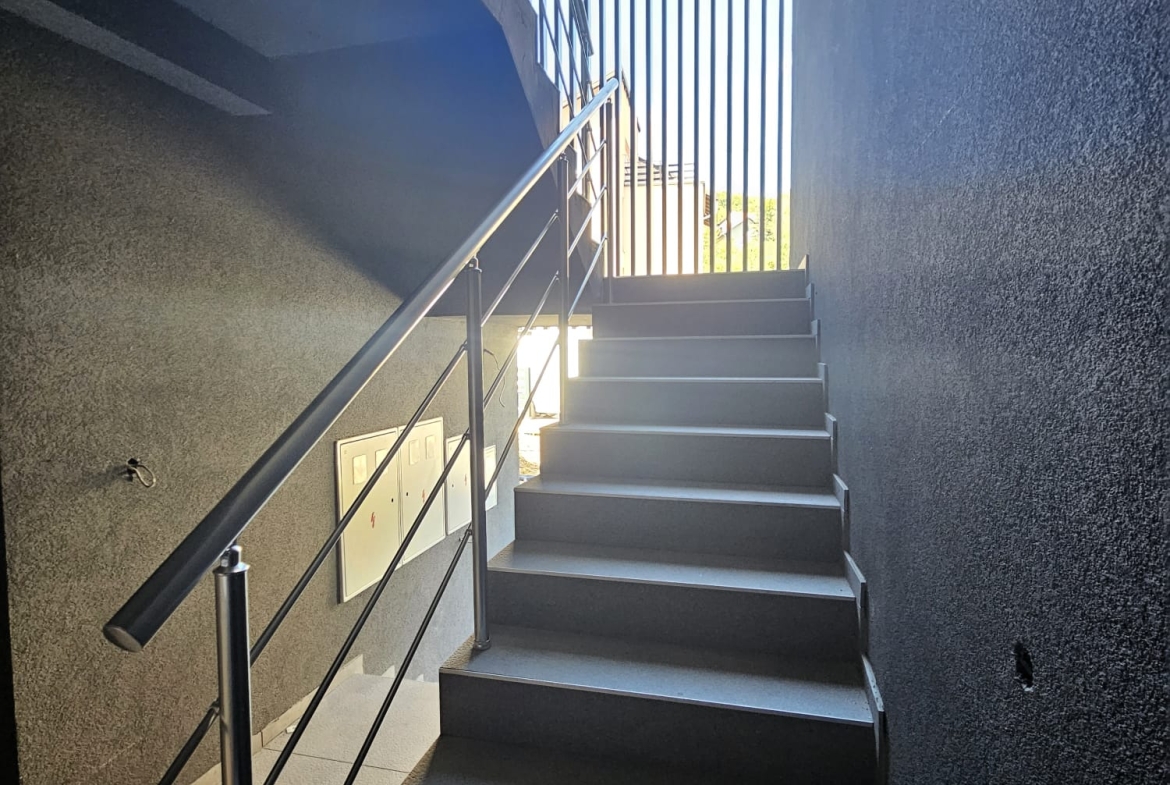 Zagreb, Gračani, Luksuzni trosobni stan, 84.41 m2, Garažno mjesto, Vrt