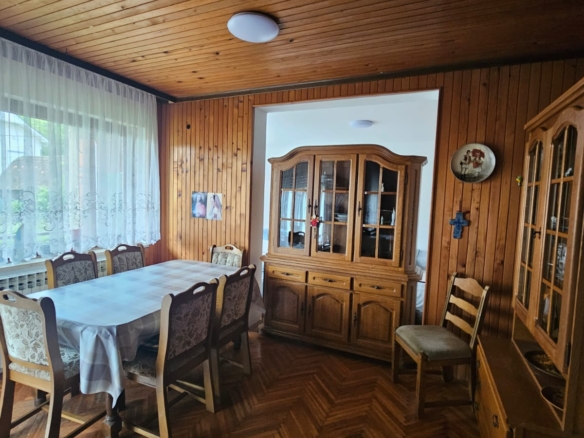Zagreb, Gornja Dubrava, Kuća 100 m2, Parkirna mjesta, Najam