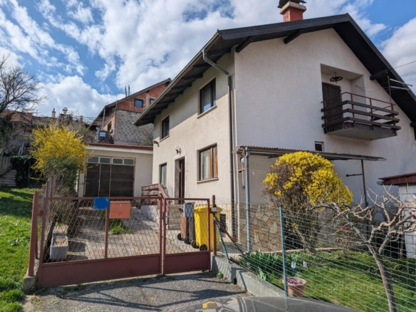 Zagreb, Gračani, Kuća 95 m2, Garaža, Okućnica, Spremište