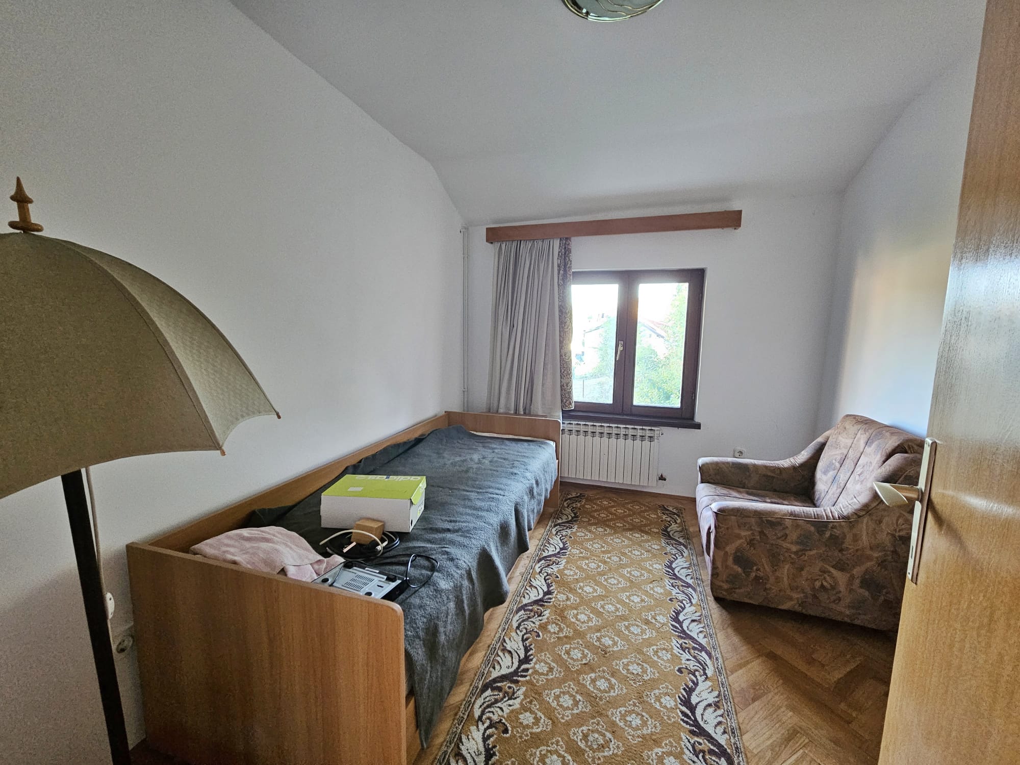 Zagreb, Gračani, Kuća 95 m2, Garaža, Okućnica, Spremište