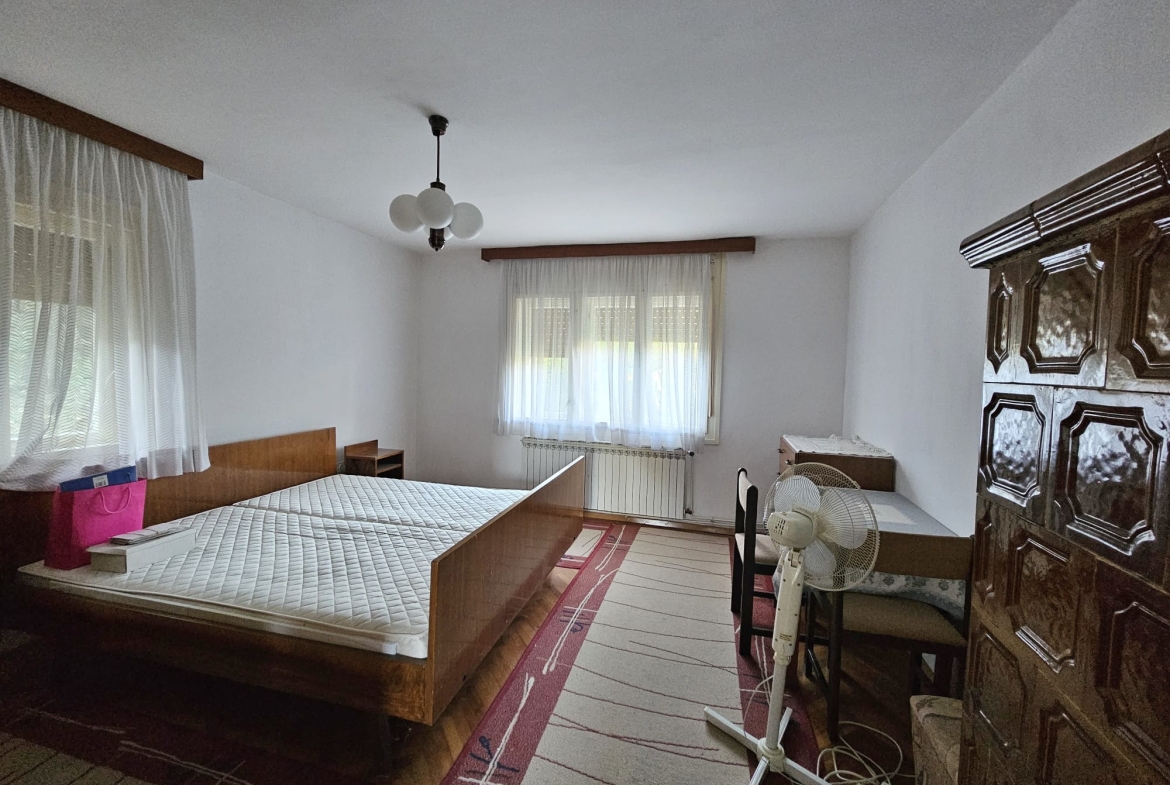 Zagreb, Gračani, Kuća 95 m2, Garaža, Okućnica, Spremište