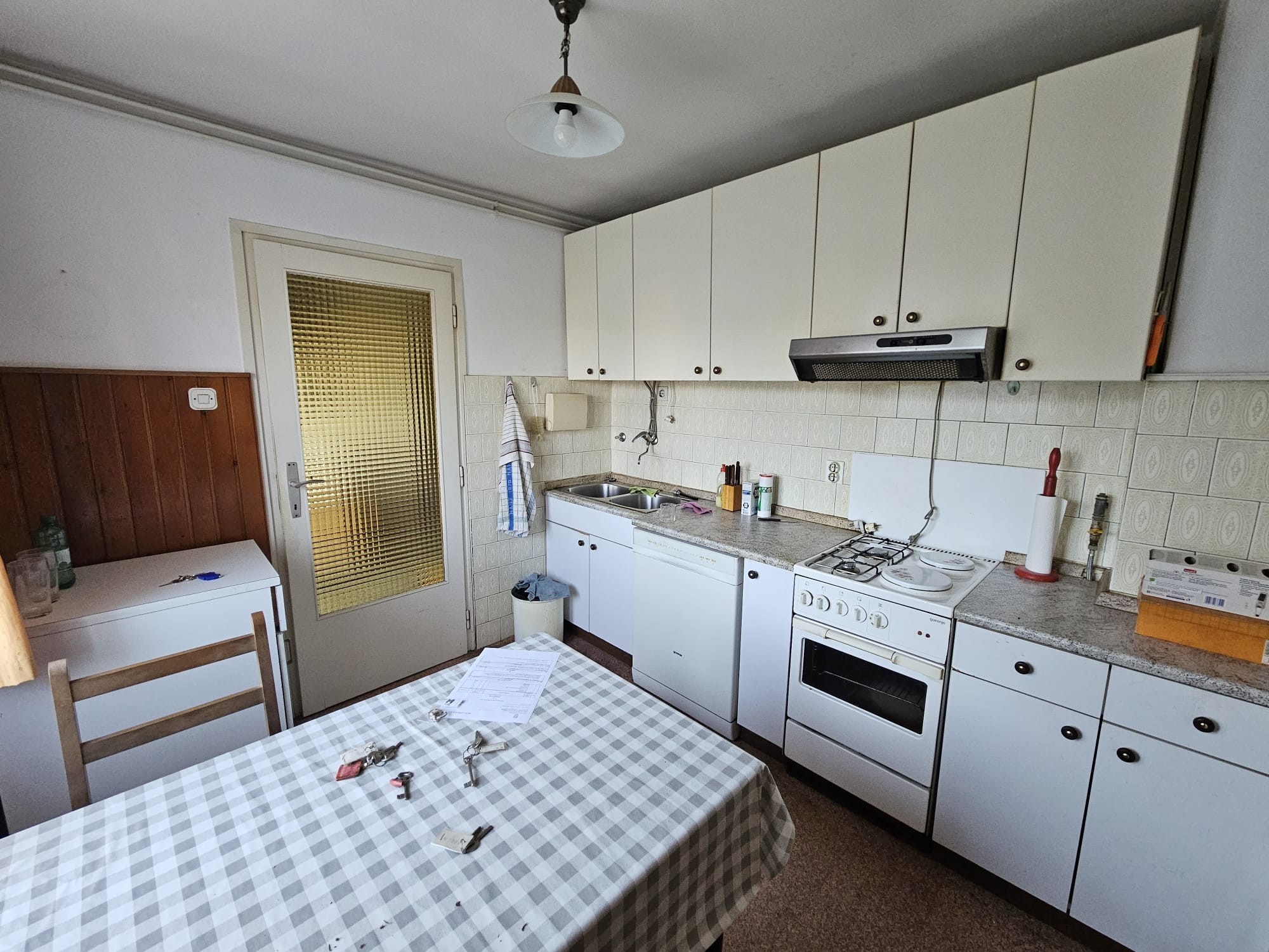 Zagreb, Gračani, Kuća 95 m2, Garaža, Okućnica, Spremište