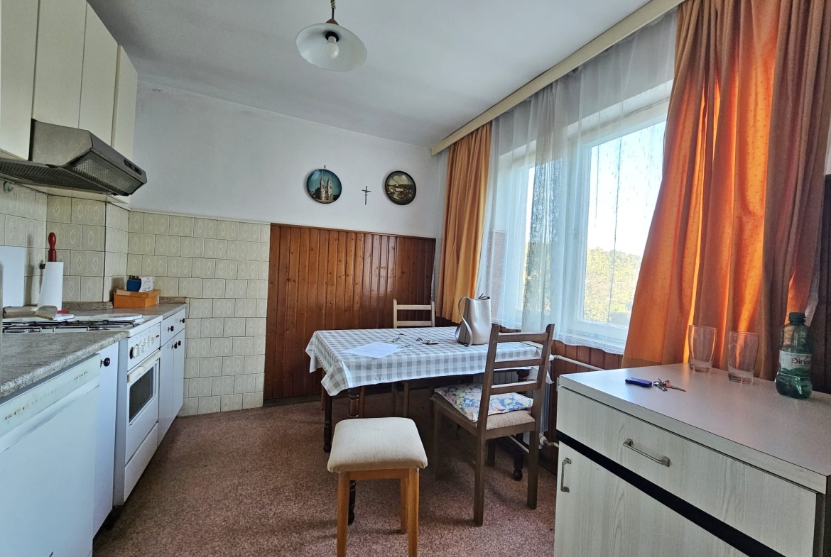 Zagreb, Gračani, Kuća 95 m2, Garaža, Okućnica, Spremište