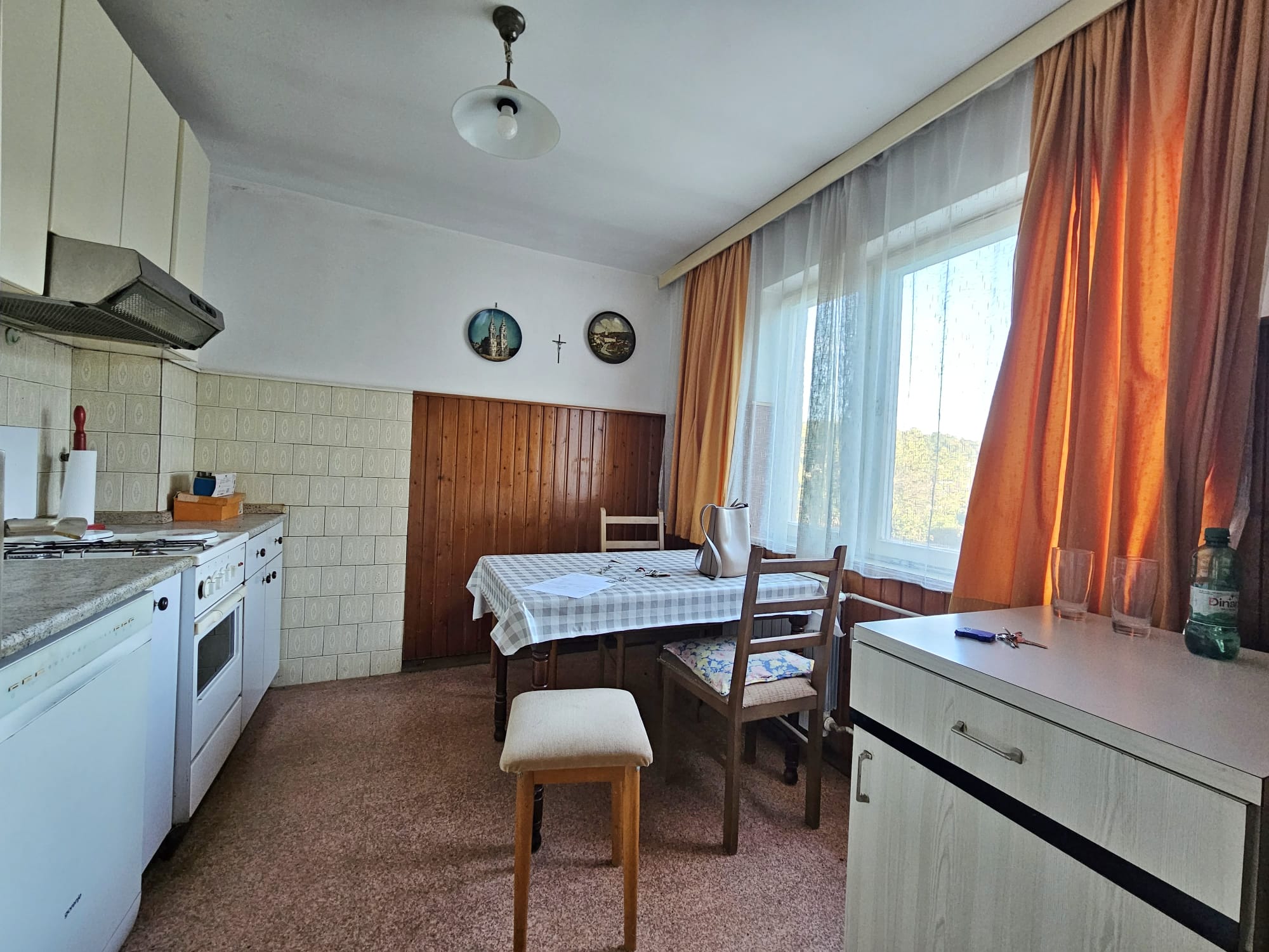 Zagreb, Gračani, Kuća 95 m2, Garaža, Okućnica, Spremište