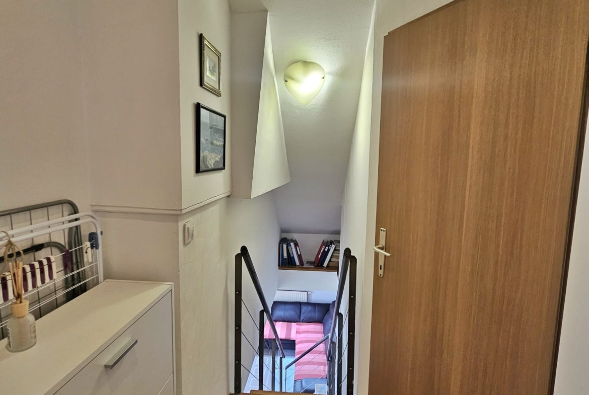 Velika Gorica, Četverosoban stan, 70 m2, Parkirno mjesto, Ostava 14 m2
