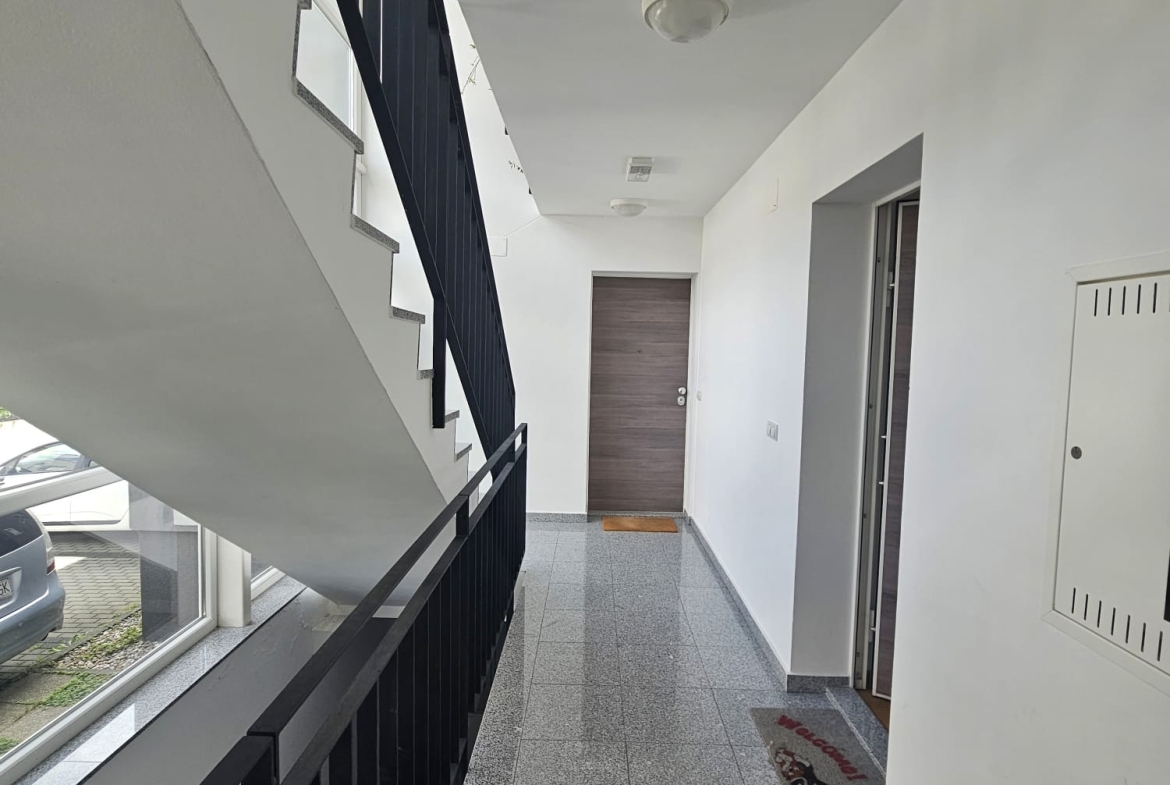 Zagreb, Podsused, Stan 53 m2, Vrt 46 m2, Parkirno mjesto