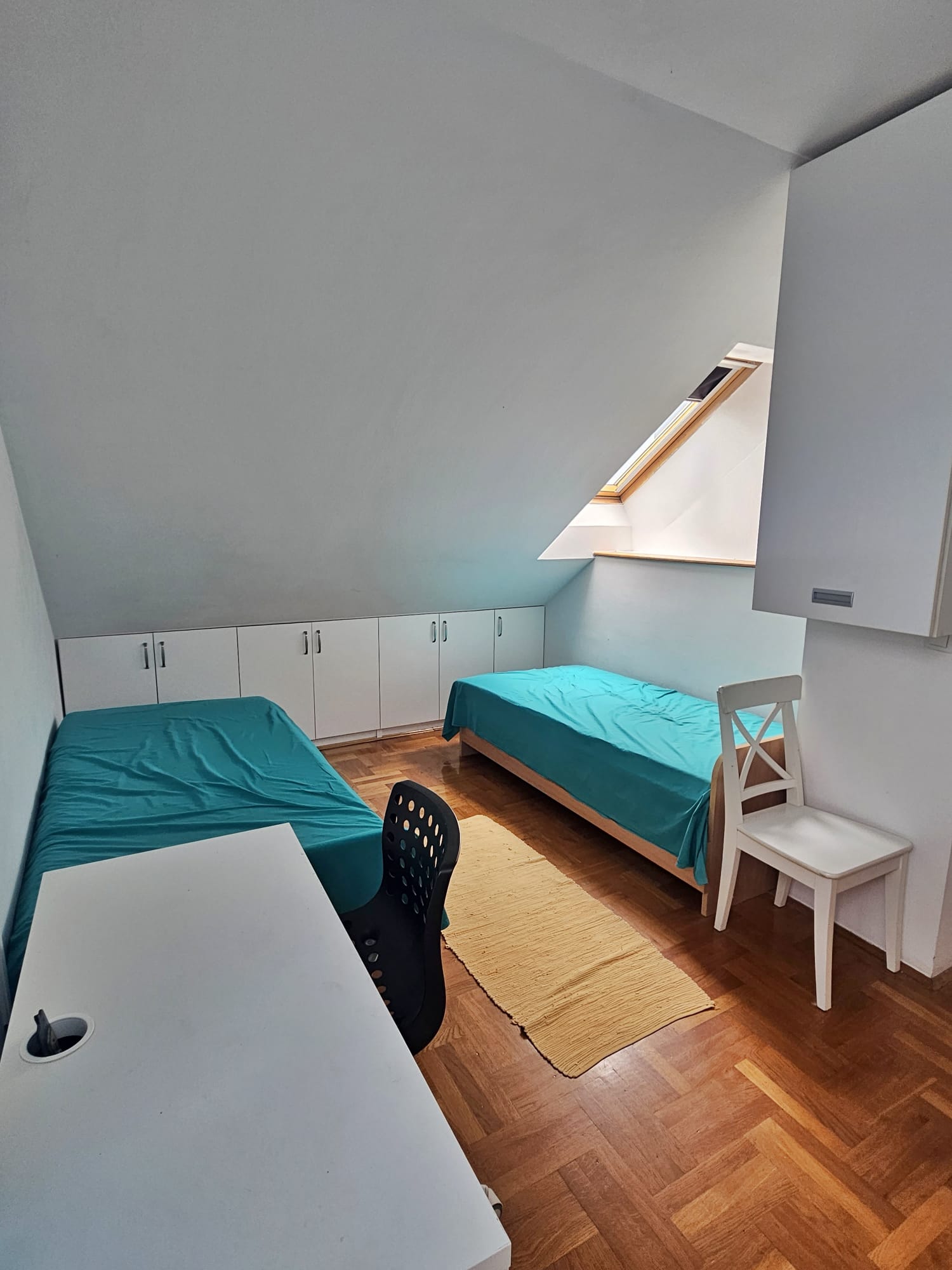 Velika Gorica, Četverosoban stan, 70 m2, Parkirno mjesto, Ostava 14 m2