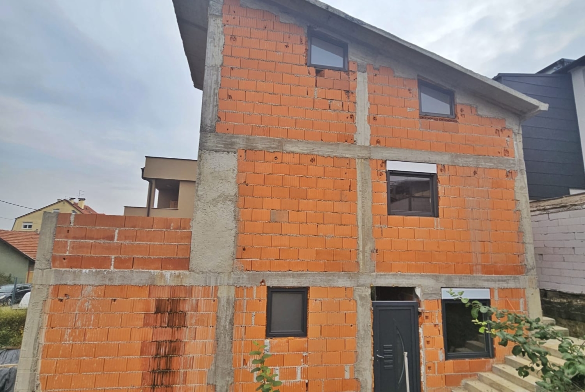 Zagreb, Lašćina, Trosoban stan, 55 m2, Garaža, Vrt