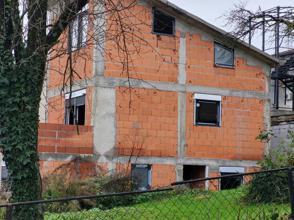 Zagreb, Lašćina, Trosoban stan, 55 m2, Garaža, Vrt