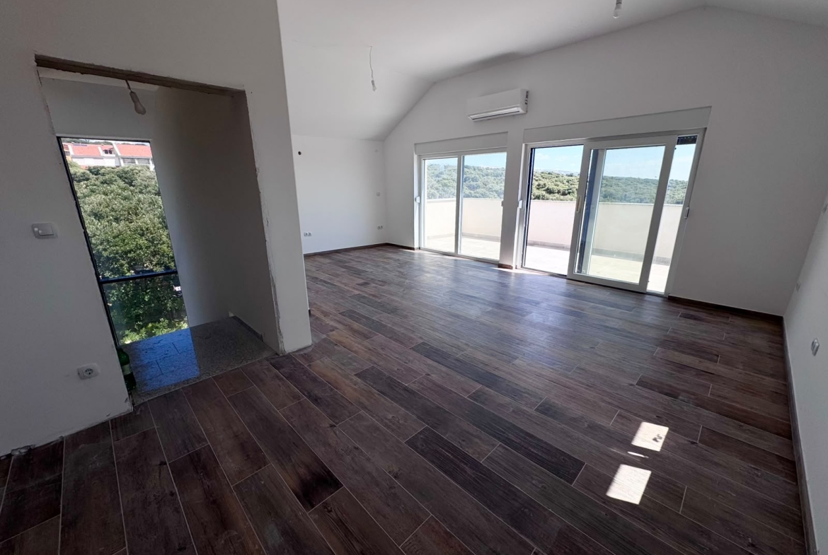 Pag, Mandre, prekrasan apartman, 117m2