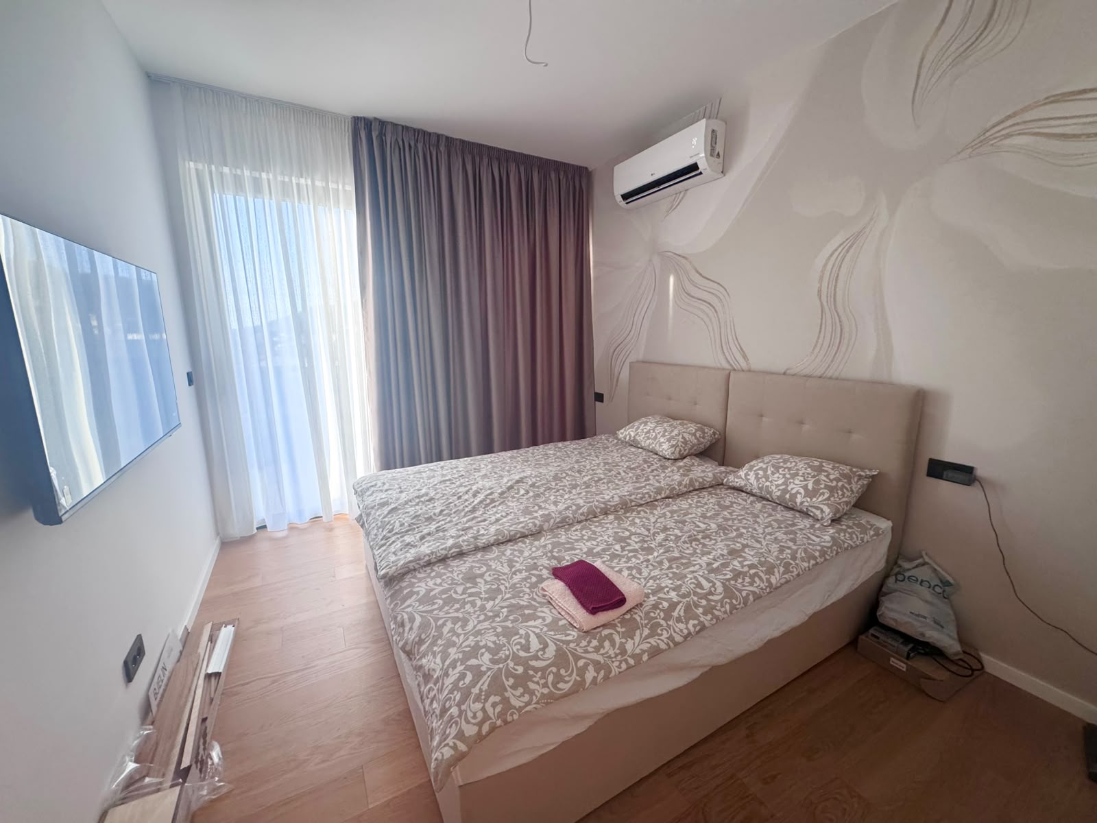 Stara Novalja, drugi kat, skoro 40 kvadrata balkona
