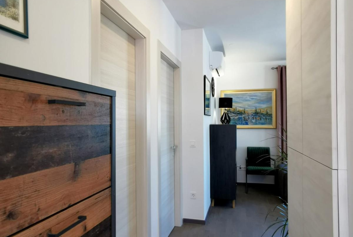 Velika Gorica, Visoki Brijeg, Trosobni stan 96 m² s velikom terasom, garažom i parkingom!