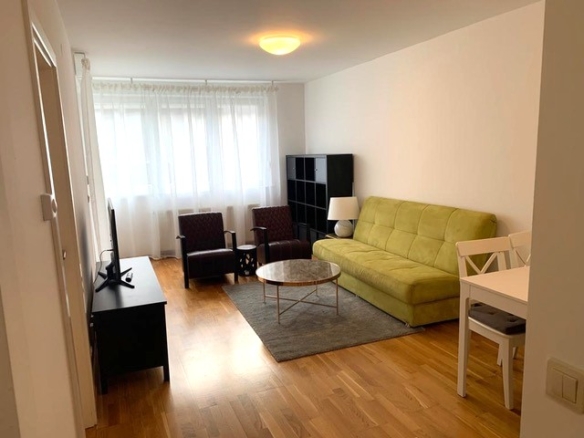 Zagreb, Lanište – dvosobni stan 52 m² s lođom, 1. kat, lift