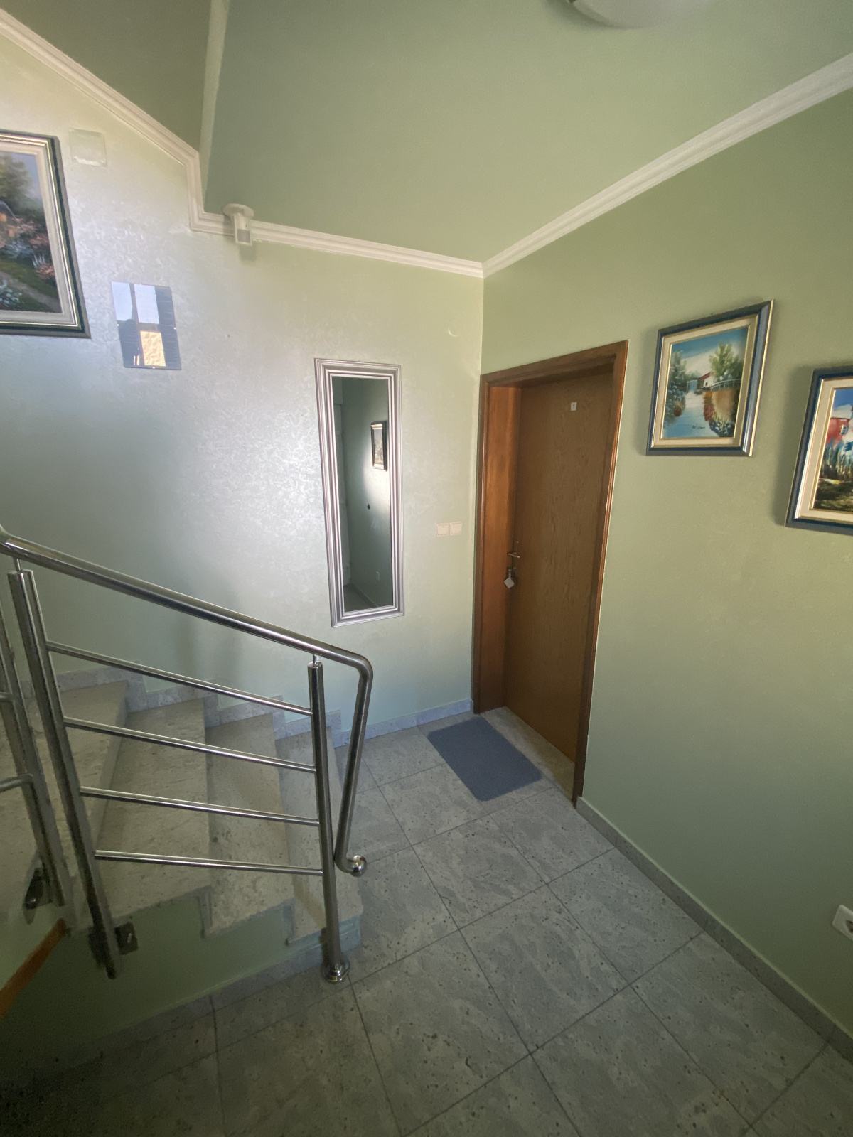 Vir, Kuća s 4 apartmana, Privatni parking, 50 m od mora