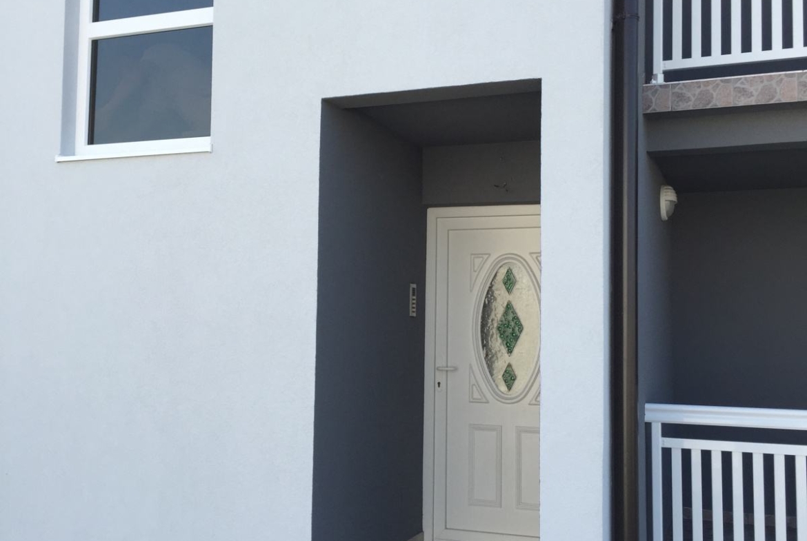 Vir, Kuća s 4 apartmana, Privatni parking, 50 m od mora