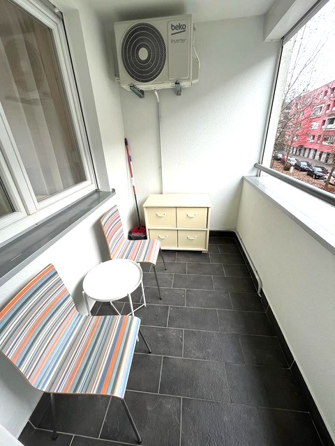 Zagreb, Lanište – dvosobni stan 52 m² s lođom, 1. kat, lift