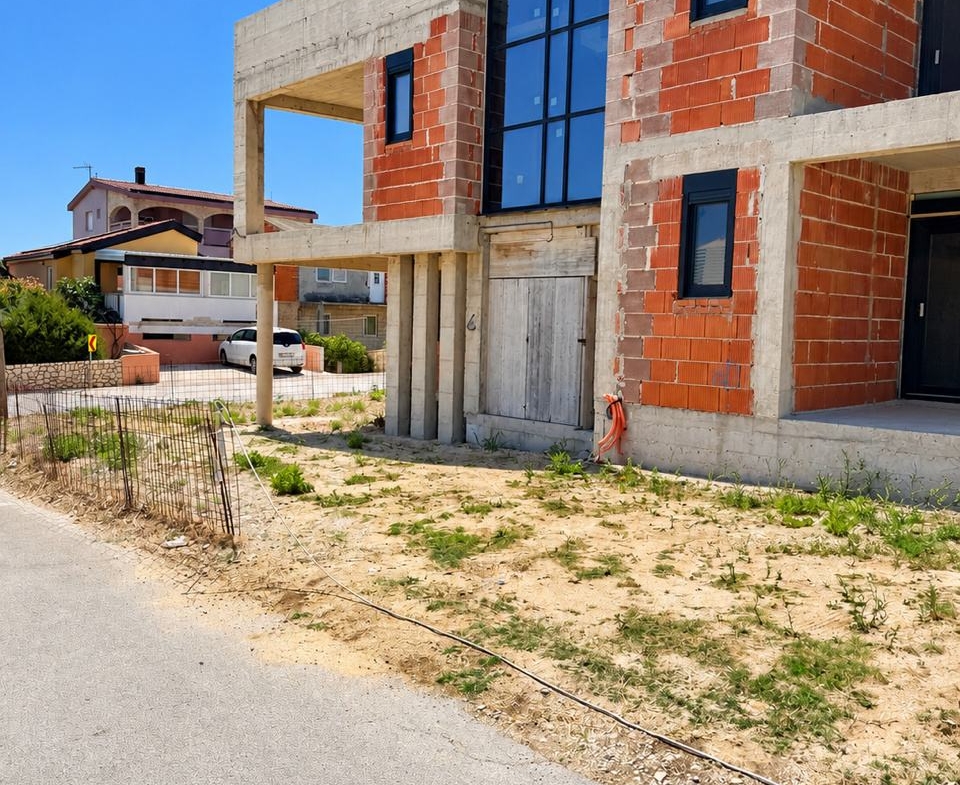 Vir, Projekt s 4 apartmana, 4 parkirna mjesta