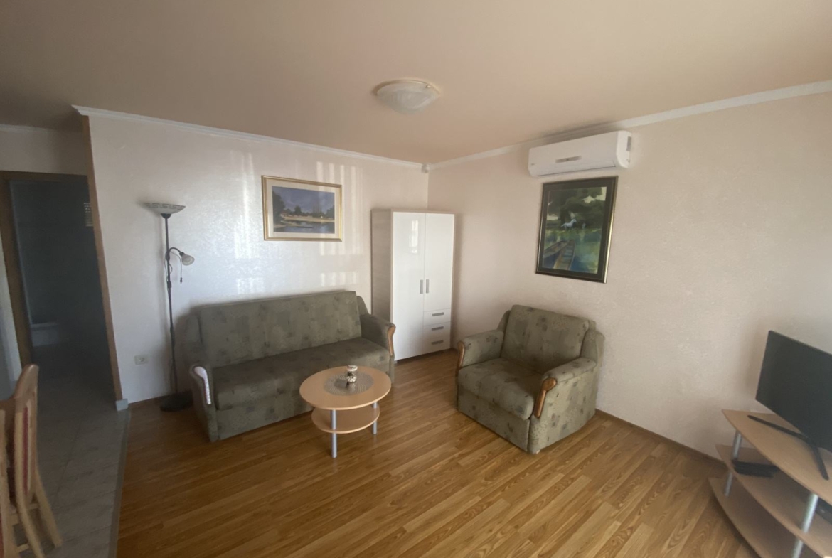 Vir, Kuća s 4 apartmana, Privatni parking, 50 m od mora