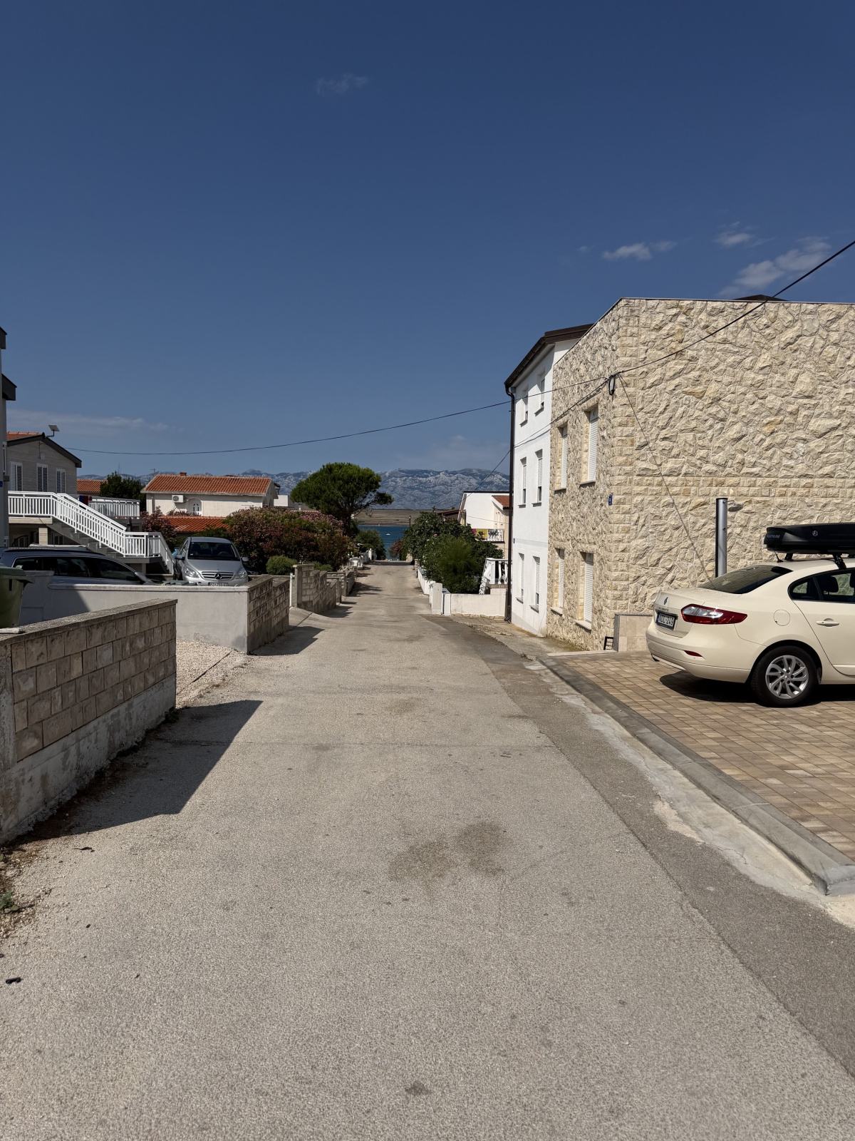 Vir, Projekt s 4 apartmana, 4 parkirna mjesta