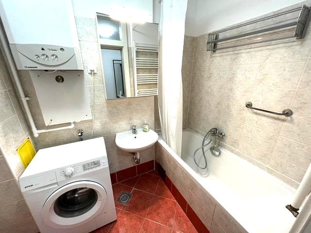 Zagreb, Lanište – dvosobni stan 52 m² s lođom, 1. kat, lift