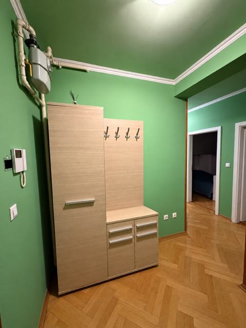Zagreb, Maksimir, Trosoban stan, 70 m2, Garaža
