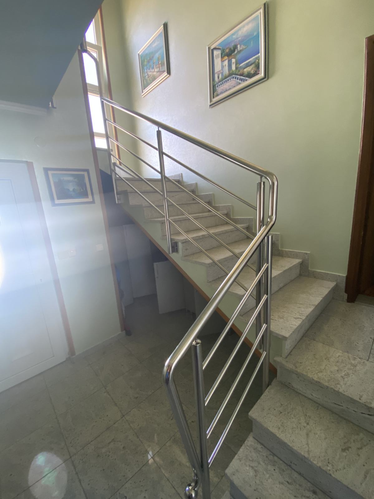 Vir, Kuća s 4 apartmana, Privatni parking, 50 m od mora